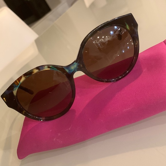 Tory Burch sunglasses - Picture 1 of 10